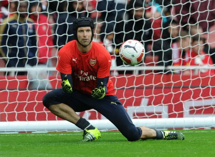 Framed Print : Arsenal's Petr Cech Gears Up for Arsenal v VfL Wolfsburg - Emirates Cup 2015 / 16 Framed Print : Arsenal's Petr Cech Gears Up for Arsenal v VfL Wolfsburg - Emirates Cup 2015 / 16