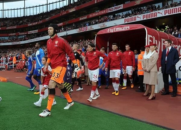 Arsenal's Petr Cech Leads Team Out against Leicester City in Premier League Opener