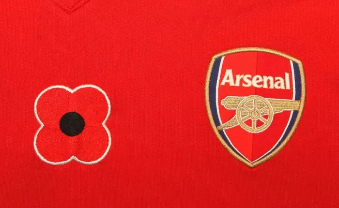 Framed Print : Arsenal's Poppy Pride: 2-1 Victory Over Manchester United, Barclays Premier League, Emirates Stadium, London, 2008
