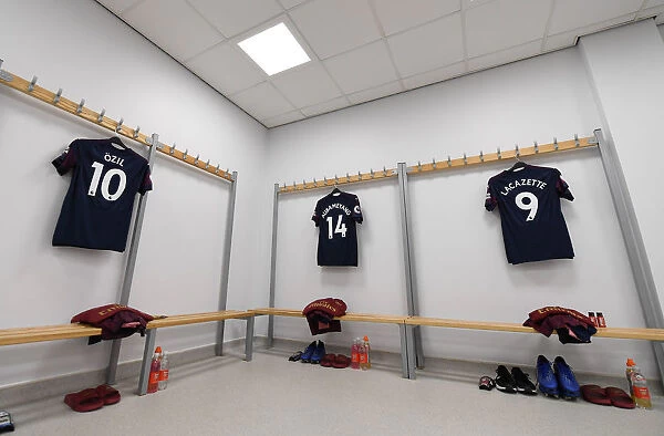 Arsenal's Pre-Match Preparation: A Peek into the Changing Room (Brighton vs Arsenal, 2018-19)