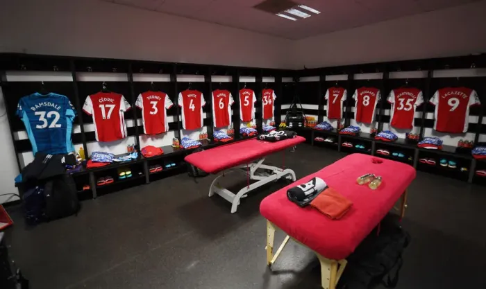 Framed Print : Arsenal's Pre-Match Preparations: Watford vs Arsenal, Premier League 2021-22