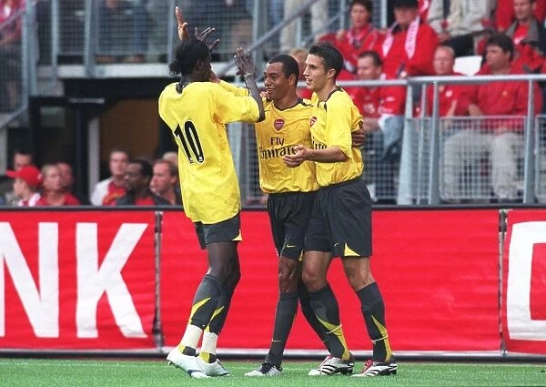 Arsenal's Pre-Season Triumph: A 3-0 Victory Over AZ Alkmaar, Holland, 2006