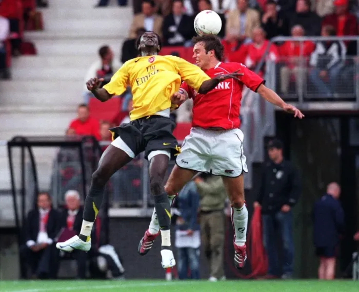 Framed Print : Arsenal's Pre-Season Triumph: 3-0 Victory Over AZ Alkmaar
