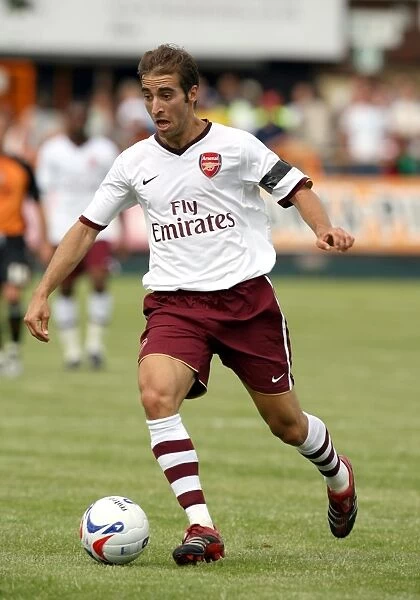 Arsenal's Pre-Season Triumph: Mathieu Flamini Shines in Barnet Victory (2007)
