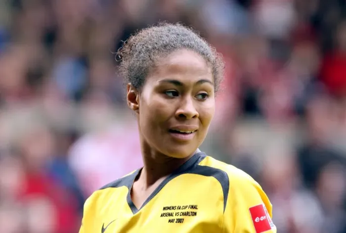 Framed Print : Arsenal's Rachel Yankey Celebrates FA Cup Victory over Charlton Athletic (2007)