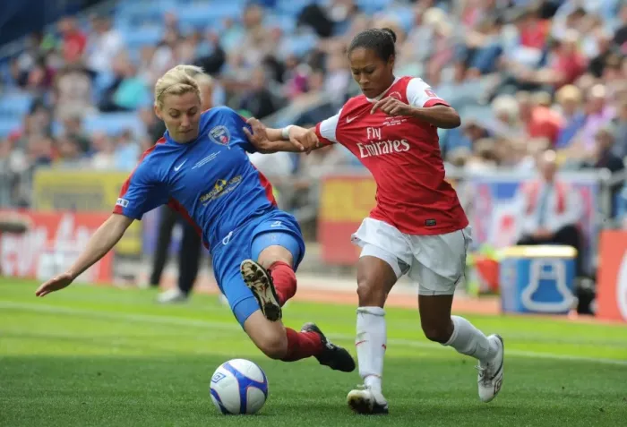 Framed Print : Arsenal's Rachel Yankey Scores the Winning Goal in FA Cup Final Against Bristol (2:0)