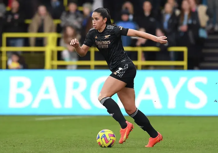 Framed Print : Arsenal's Rafaelle Souza Goes Head-to-Head with Manchester City in FA Women's Super League Clash