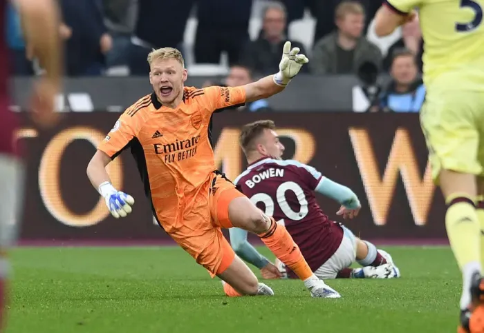 Framed Print : Arsenal's Ramsdale Reacts to Bowen's Controversial Dive in West Ham vs Arsenal (Premier League 2021-22) Framed Print : Arsenal's Ramsdale Reacts to Bowen's Controversial Dive in West Ham vs Arsenal (Premier League 2021-22)