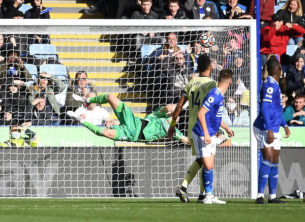 Arsenal's Ramsdale Stands Firm: Saving Maddison's Free Kick vs Leicester City, Premier League 2021-22