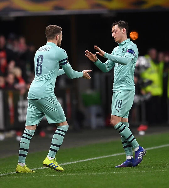Arsenal's Ramsey Replaces Ozil in Europa League Clash against Stade Rennais