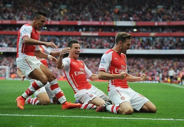 Arsenal's Ramsey, Sanchez, and Koscielny Celebrate Goal Against Crystal Palace (2014 / 15)