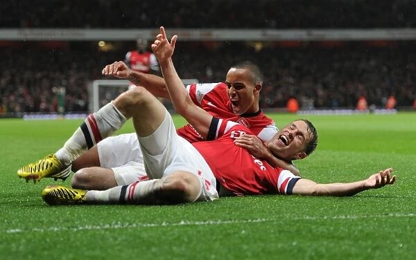 Arsenal's Ramsey and Walcott Celebrate Goals Against Wigan Athletic (2012-13)