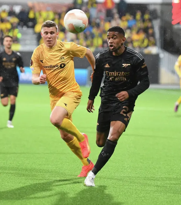 Framed Print : Arsenal's Reiss Nelson in Action against Bodø / Glimt in UEFA Europa League Group A (2022-23) Framed Print : Arsenal's Reiss Nelson in Action against Bodø / Glimt in UEFA Europa League Group A (2022-23)