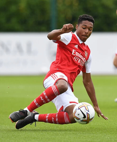 Arsenal's Reuell Walters Pushes Hard in Pre-Season Training with Ipswich Town
