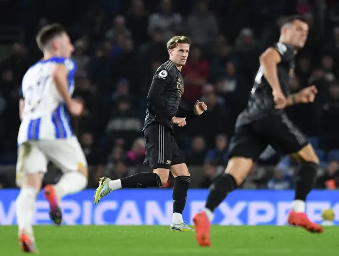 Framed Print : Arsenal's Rob Holding in Action against Brighton & Hove Albion - Premier League 2022-23 Framed Print : Arsenal's Rob Holding in Action against Brighton & Hove Albion - Premier League 2022-23