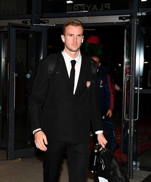 Arsenal's Rob Holding Gears Up for Arsenal v Crystal Palace Clash (2019-20)