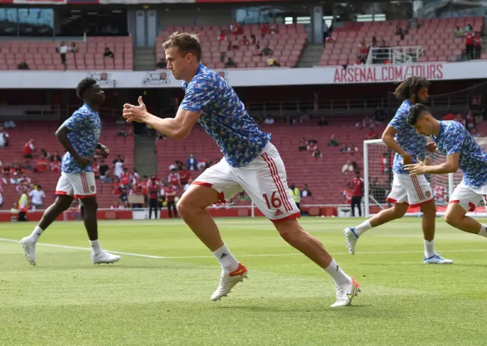 Framed Print : Arsenal's Rob Holding Gears Up for Arsenal v Everton Showdown (Premier League, 2021-22) Framed Print : Arsenal's Rob Holding Gears Up for Arsenal v Everton Showdown (Premier League, 2021-22)