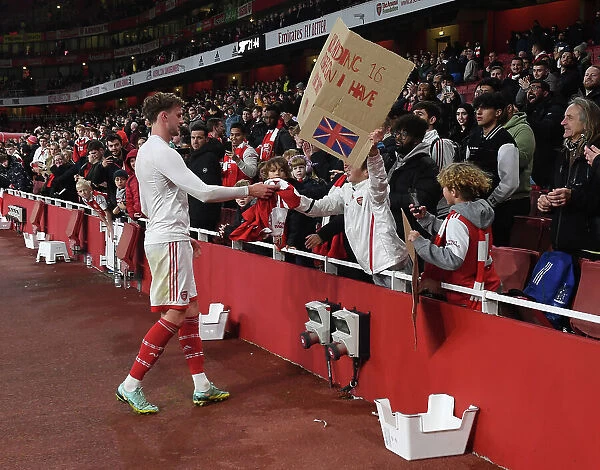 Arsenal's Rob Holding Gifts Shirt to Fan after Carabao Cup Win vs Brighton & Hove Albion