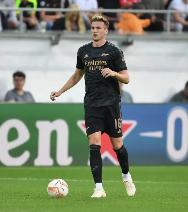 Framed Print : Arsenal's Rob Holding Goes Head-to-Head with FC Zurich in Europa League Clash (September 2022)
