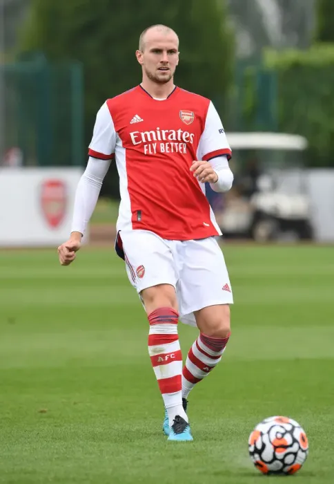 Framed Print : Arsenal's Rob Holding in Pre-Season Action: Arsenal vs Millwall (2021-22)