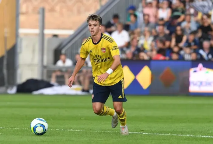 Framed Print : Arsenal's Robbie Burton in Action against Angers during Pre-Season Friendly