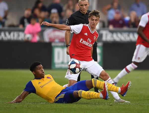 Arsenal's Robbie Burton Gears Up for Colorado Rapids Showdown: Intense Training Sessions