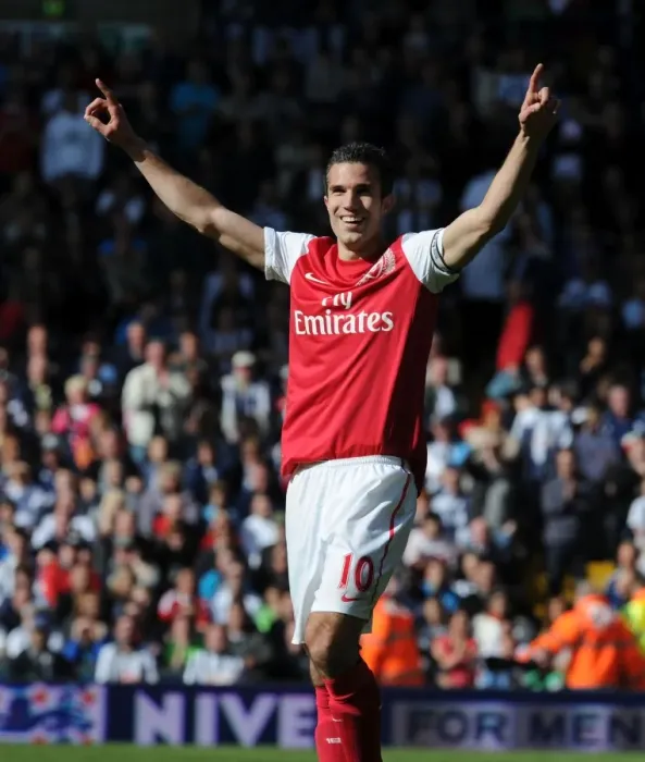 Framed Print : Arsenal's Robin van Persie Celebrates Victory Over West Bromwich Albion (2011-12)