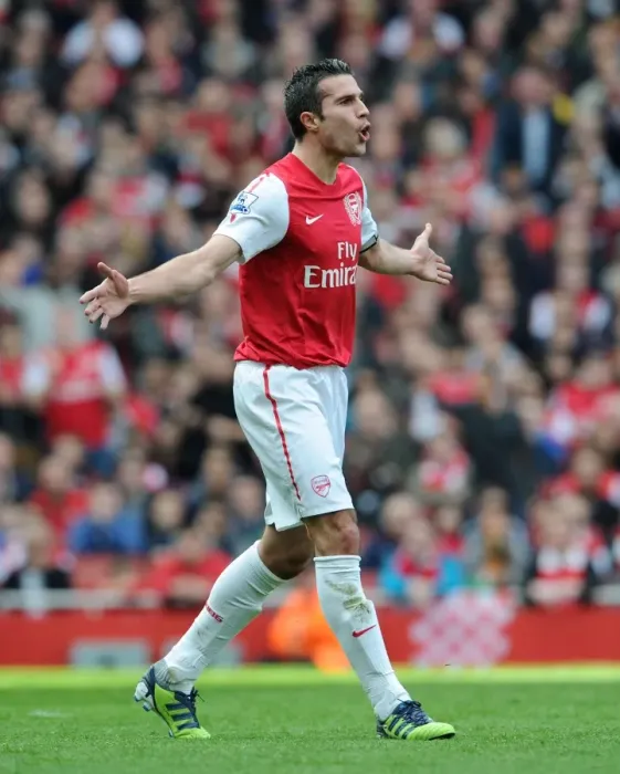 Framed Print : Arsenal's Robin van Persie Faces Off Against Tottenham in the 2011-12 Premier League Clash Framed Print : Arsenal's Robin van Persie Faces Off Against Tottenham in the 2011-12 Premier League Clash
