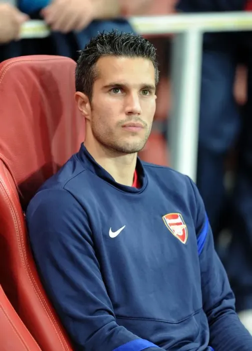 Framed Print : Arsenal's Robin van Persie Scores the Winning Goal Against Olympiacos in the UEFA Champions League at Emirates Stadium (2011-12)