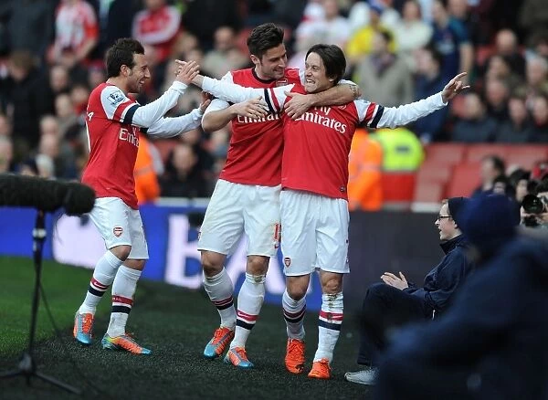 Arsenal's Rosicky, Cazorla, and Giroud: Triumphant Goal Celebration vs. Sunderland (2013-14)