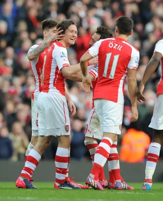 Framed Print : Arsenal's Rosicky and Ozil Celebrate Goals Against Everton in 2015 Premier League Match