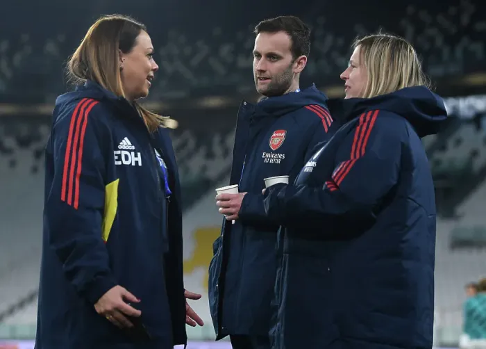 Framed Print : Arsenal's Ross Martinovic Brings Humor Ahead of Juventus Showdown in UEFA Women's Champions League