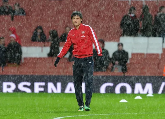 Framed Print : Arsenal's Ryo Miyachi Readies for Kick-off Against Cardiff City (2013-14)
