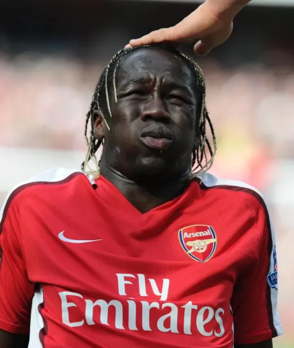 Framed Print : Arsenal's Sagna Secures 1-0 Victory Over Wolverhampton Wanderers