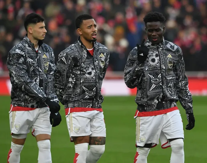 Framed Print : Arsenal's Saka and Jesus Prepare for Wolverhampton Clash (2023-24 Premier League)