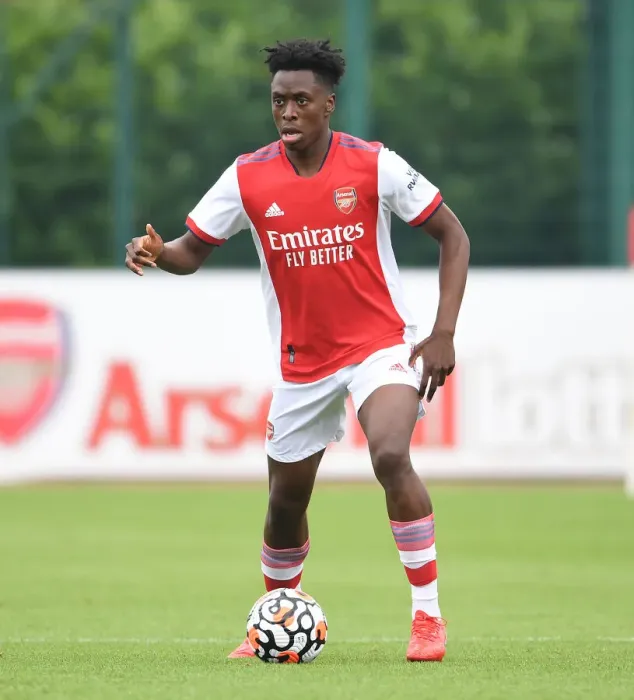 Framed Print : Arsenal's Sambi in Pre-Season Action: Arsenal vs Millwall (July 2021)