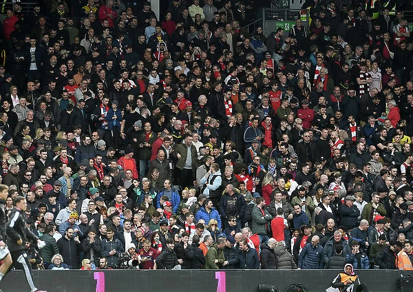 Arsenal's Sea of Red: Unwavering Passion at Fulham vs Arsenal, Premier League 2023