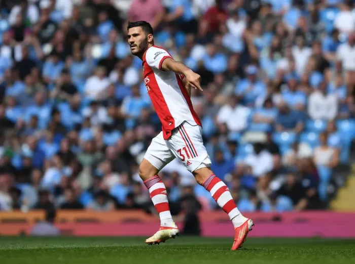 Framed Print : Arsenal's Sead Kolasinac Faces Off Against Manchester City in Premier League Showdown