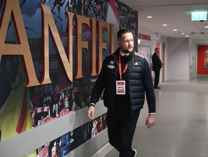 Framed Print : Arsenal's Security Guard Mark McKinley Before Liverpool vs. Arsenal Premier League Clash (2022-23) Framed Print : Arsenal's Security Guard Mark McKinley Before Liverpool vs. Arsenal Premier League Clash (2022-23)