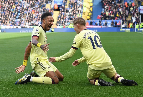 Arsenal's Smith Rowe and Aubameyang Celebrate Goals Against Leicester City (2021-22)