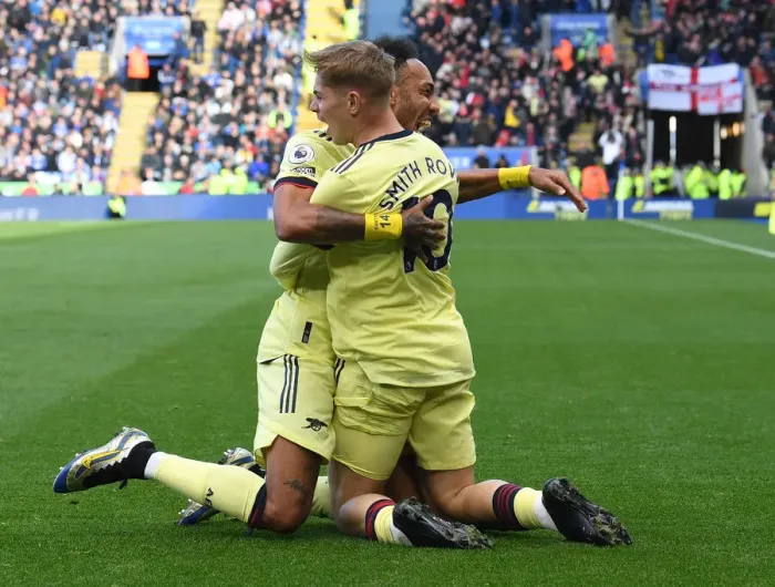 Framed Print : Arsenal's Smith Rowe and Aubameyang: Celebrating a Leicester City Victory Goal (2021-22)