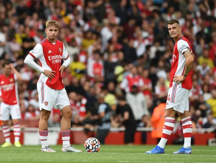 Framed Print : Arsenal's Smith Rowe and Xhaka in Action: A Battle at the Emirates - Arsenal vs. Chelsea, Premier League 2021-22