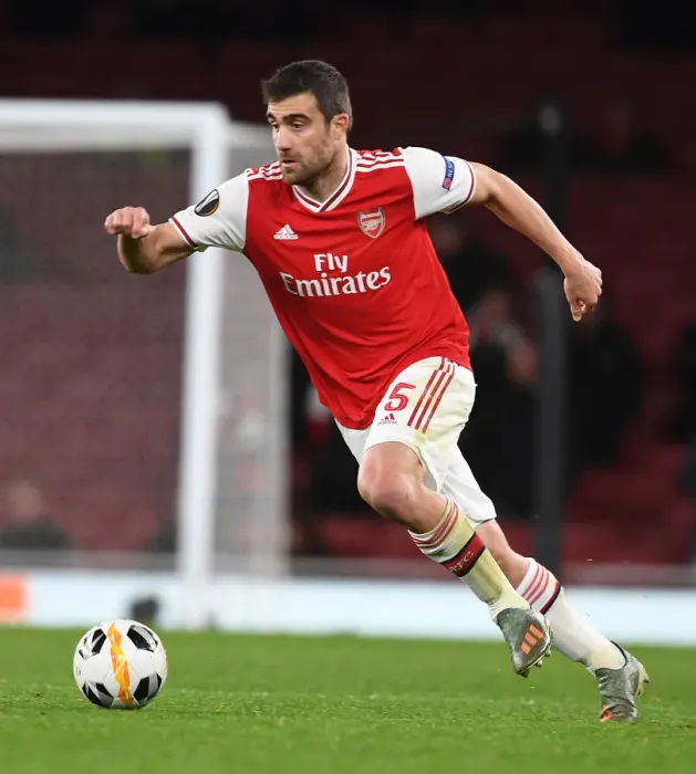 Framed Print : Arsenal's Sokratis in Action against Eintracht Frankfurt in UEFA Europa League Framed Print : Arsenal's Sokratis in Action against Eintracht Frankfurt in UEFA Europa League