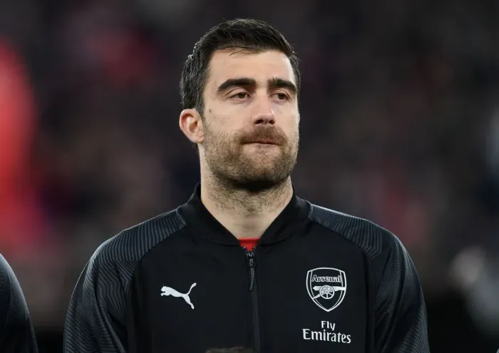 Framed Print : Arsenal's Sokratis Prepares for Europa League Battle against Napoli