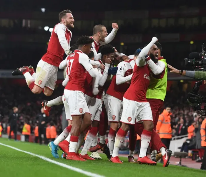 Framed Print : Arsenal's Star Players: Ozil, Lacazette, Mustafi, Bellerin, Wilshere, Iwobi Celebrate Goals Against Liverpool (2017-18)
