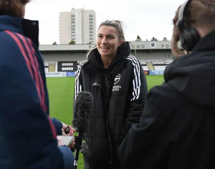 Framed Print : Arsenal's Steph Catley: Pre-Match Focus before Arsenal Women take on Everton Women (2022-23 Barclays WSL) Framed Print : Arsenal's Steph Catley: Pre-Match Focus before Arsenal Women take on Everton Women (2022-23 Barclays WSL)