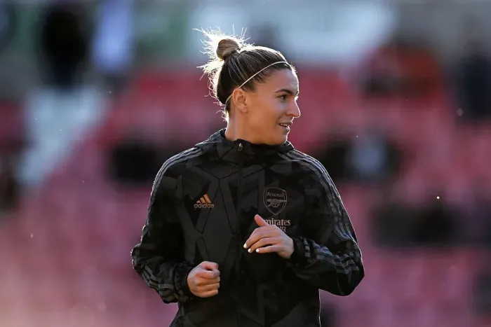 Framed Print : Arsenal's Steph Catley Readies for Showdown against Manchester United in FA WSL