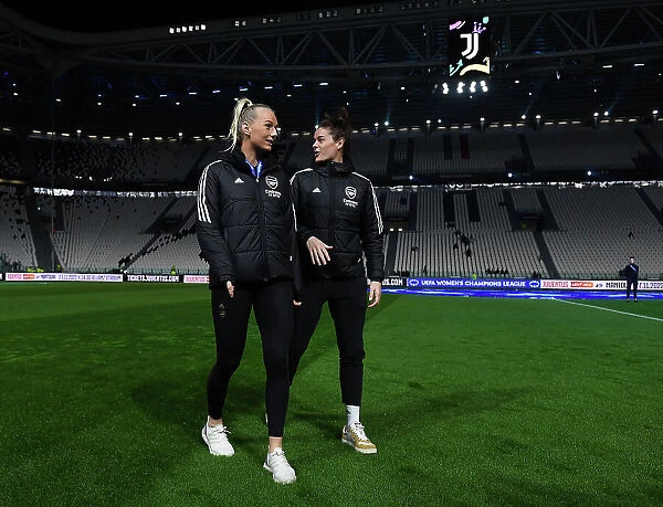 Arsenal's Stina Blackstenius and Jennifer Beattie Prepare for Juventus Showdown in UEFA Women's Champions League
