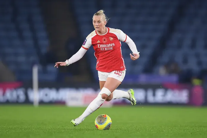 Framed Print : Arsenal's Stina Blackstenius Scores in Women's Super League Victory over Leicester City