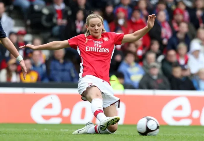 Framed Print : Arsenal's Suzanne Grant Scores in FA Cup Final Victory over Sunderland WFC